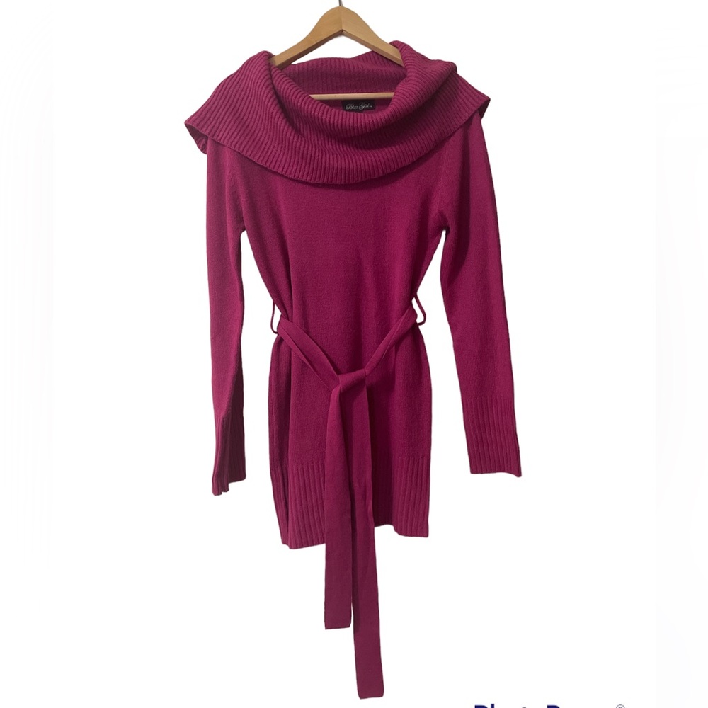 🧶 Beautiful fushia tunic/dress with open collar